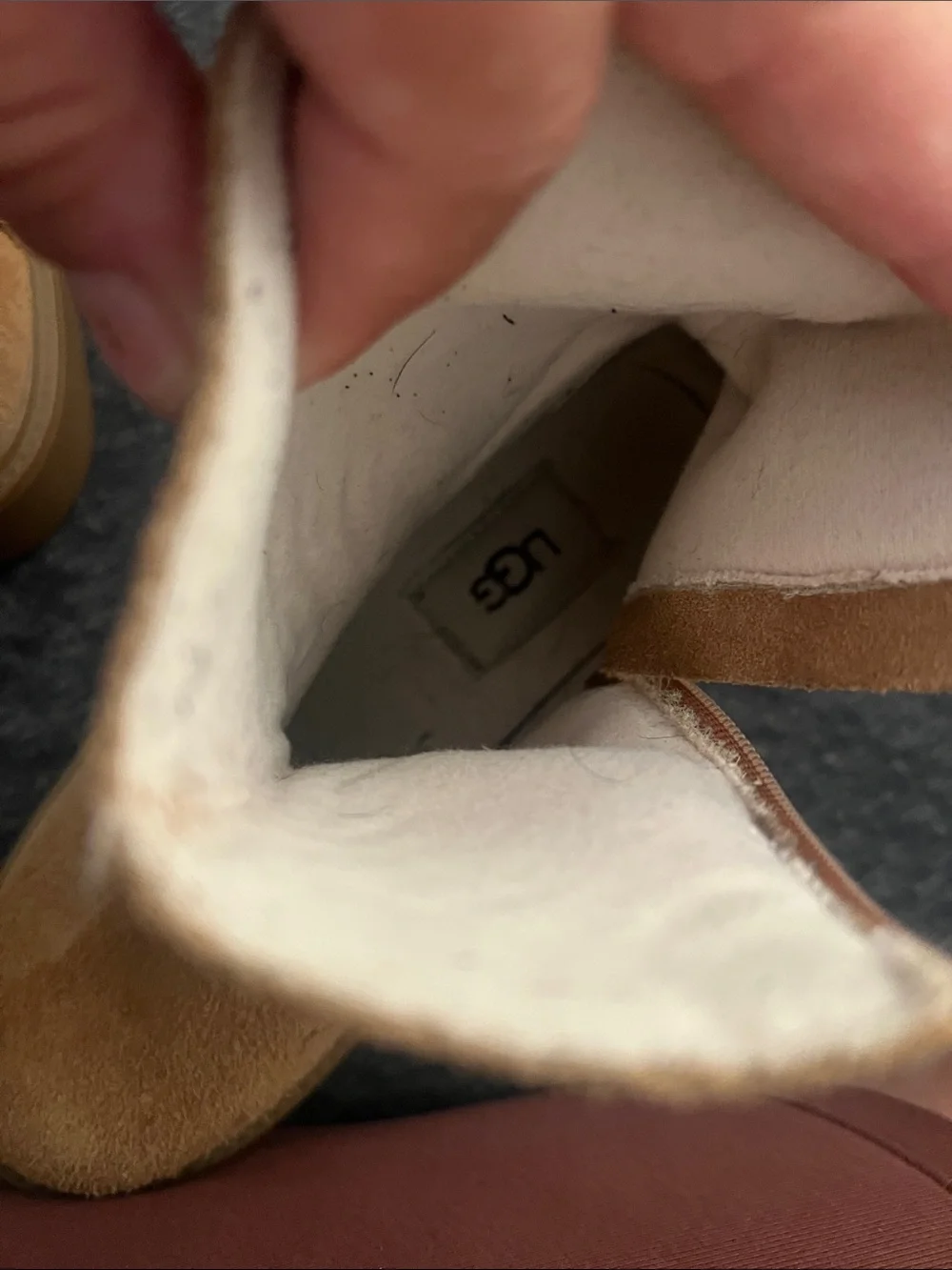 UGG kids Tillie Tan Suede zip-Up Winter Boots size 2